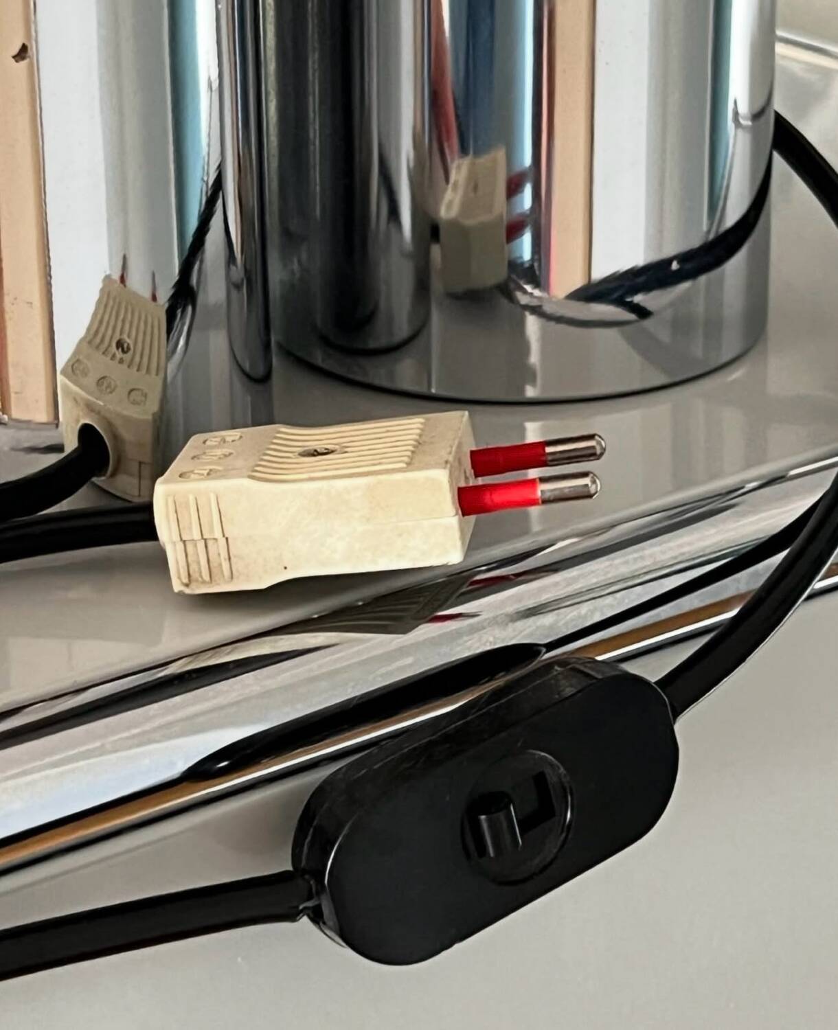 Magnolia Table Lamp by Sergio Mazza & Giuliana Gramigna