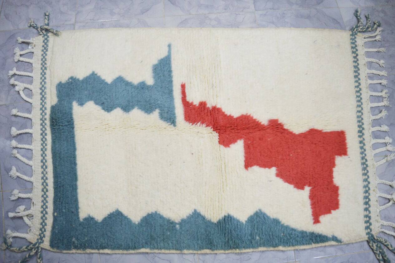 Tapis azilal traditionnel en laine fait main
