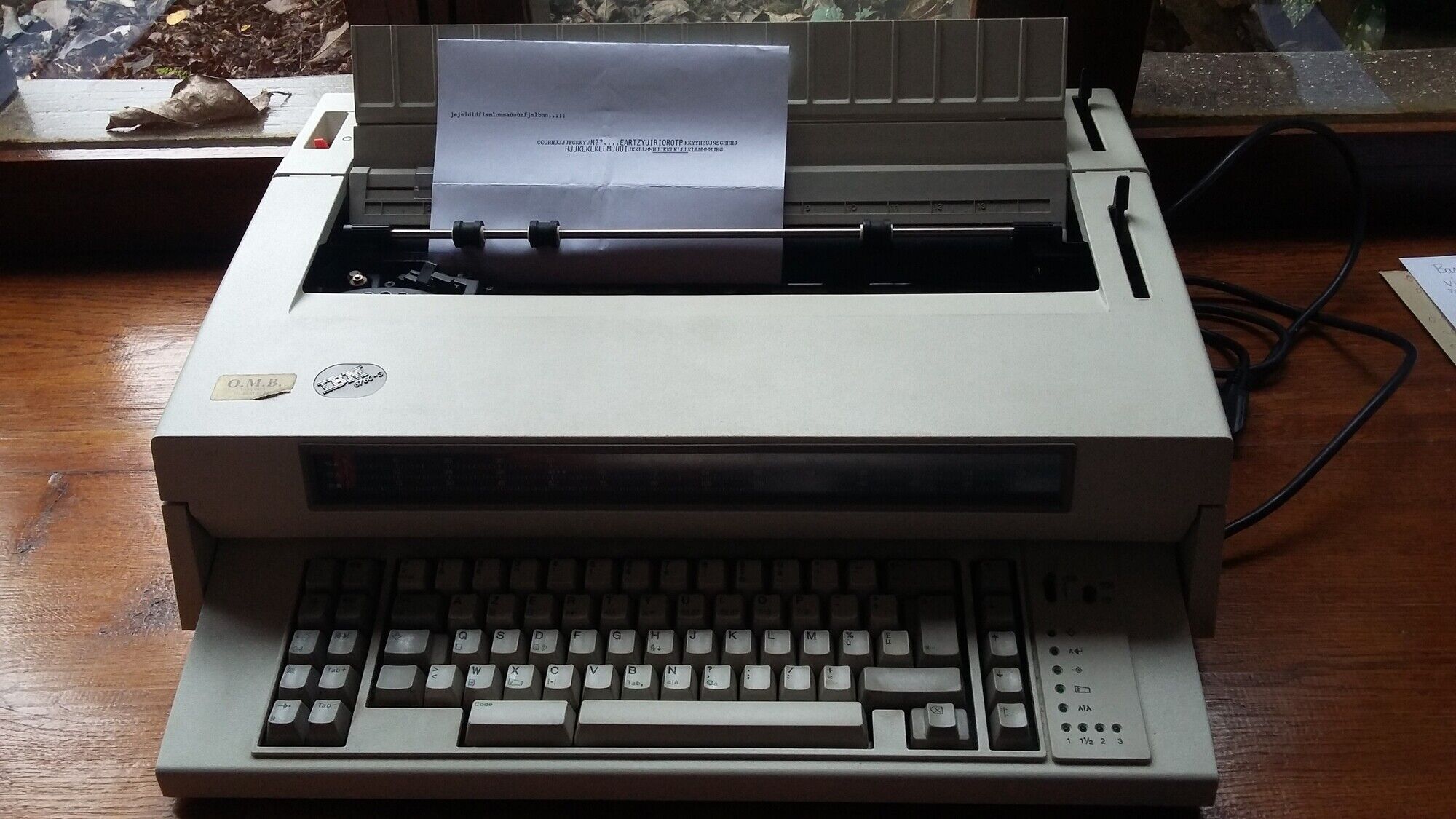 Typewriter IBM 6750 3
