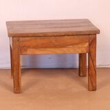 Ancienne table de chevet en teck birman