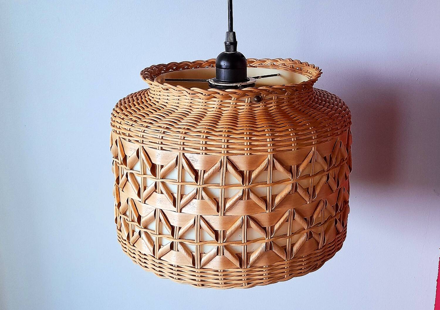 Woven wicker suspension, 1960.