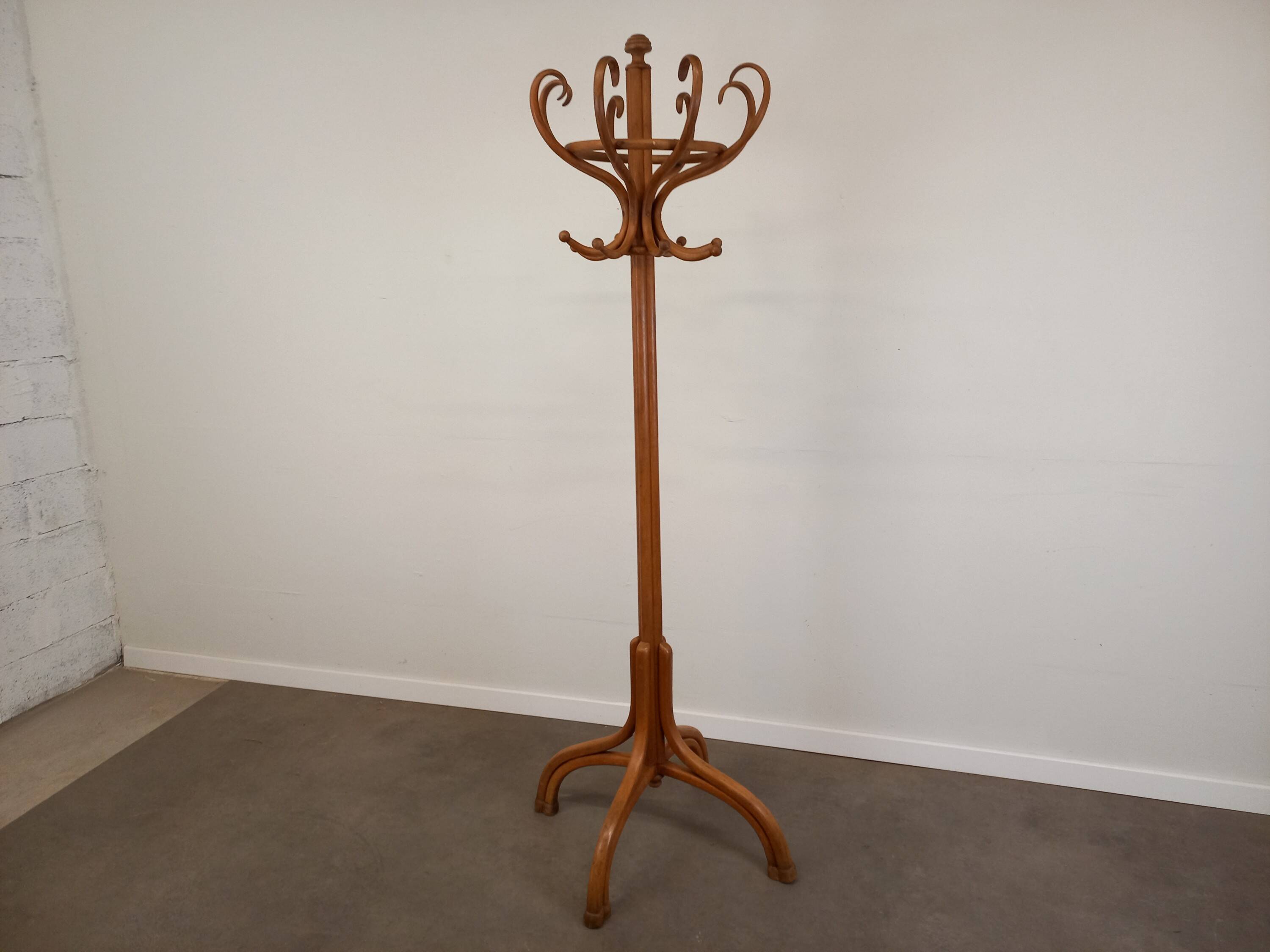 Thonet parrot coat rack