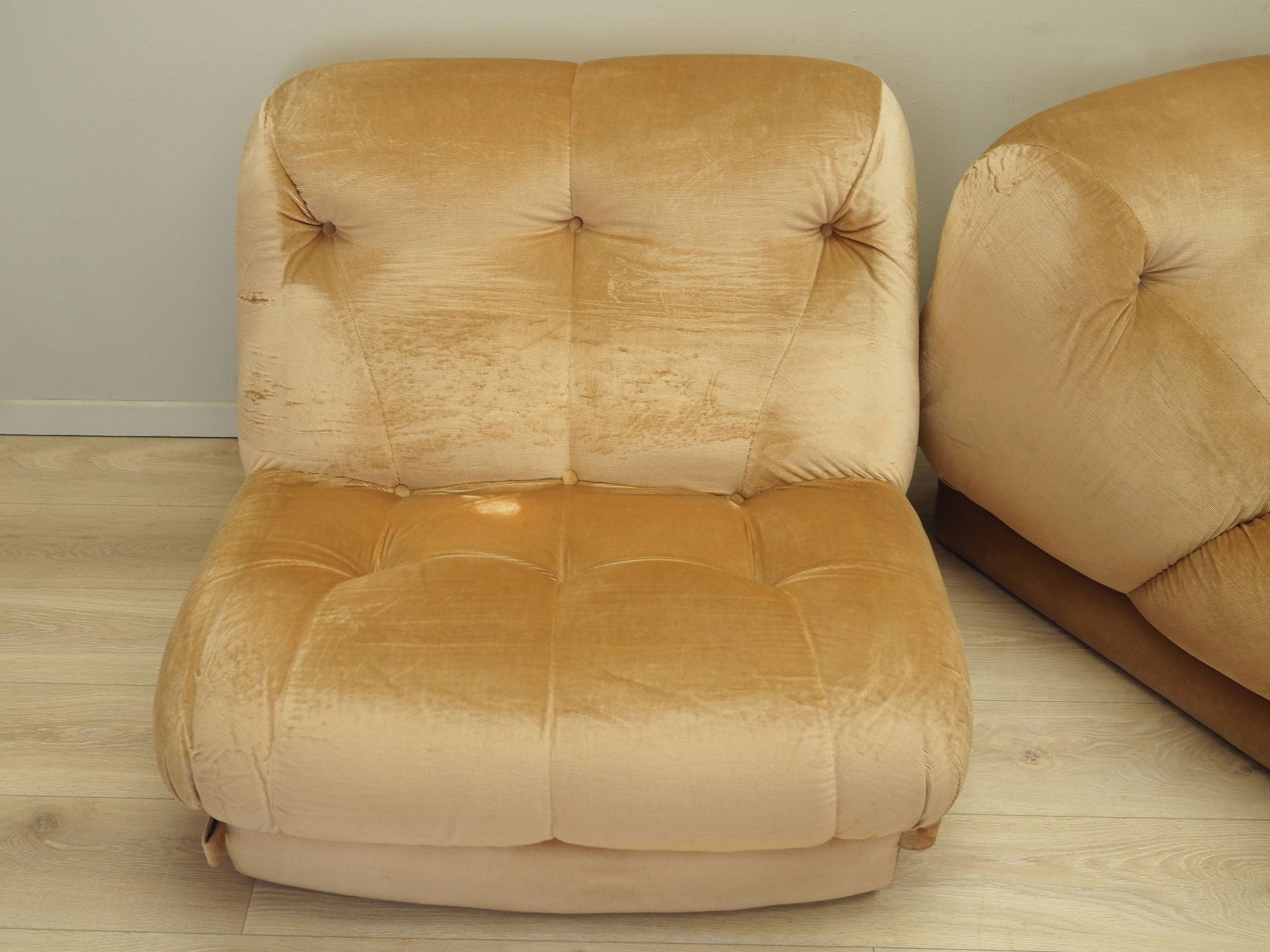 Modular sofa, Italian design, 1970s, designer: Rino Maturi, manufacturer: M