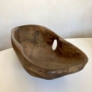 Coupe centre de table XxXL en bois de noyer creusé 1960 monoxyle