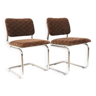 2x chaises vintage à structure tubulaire fabriquées dans les années 1970