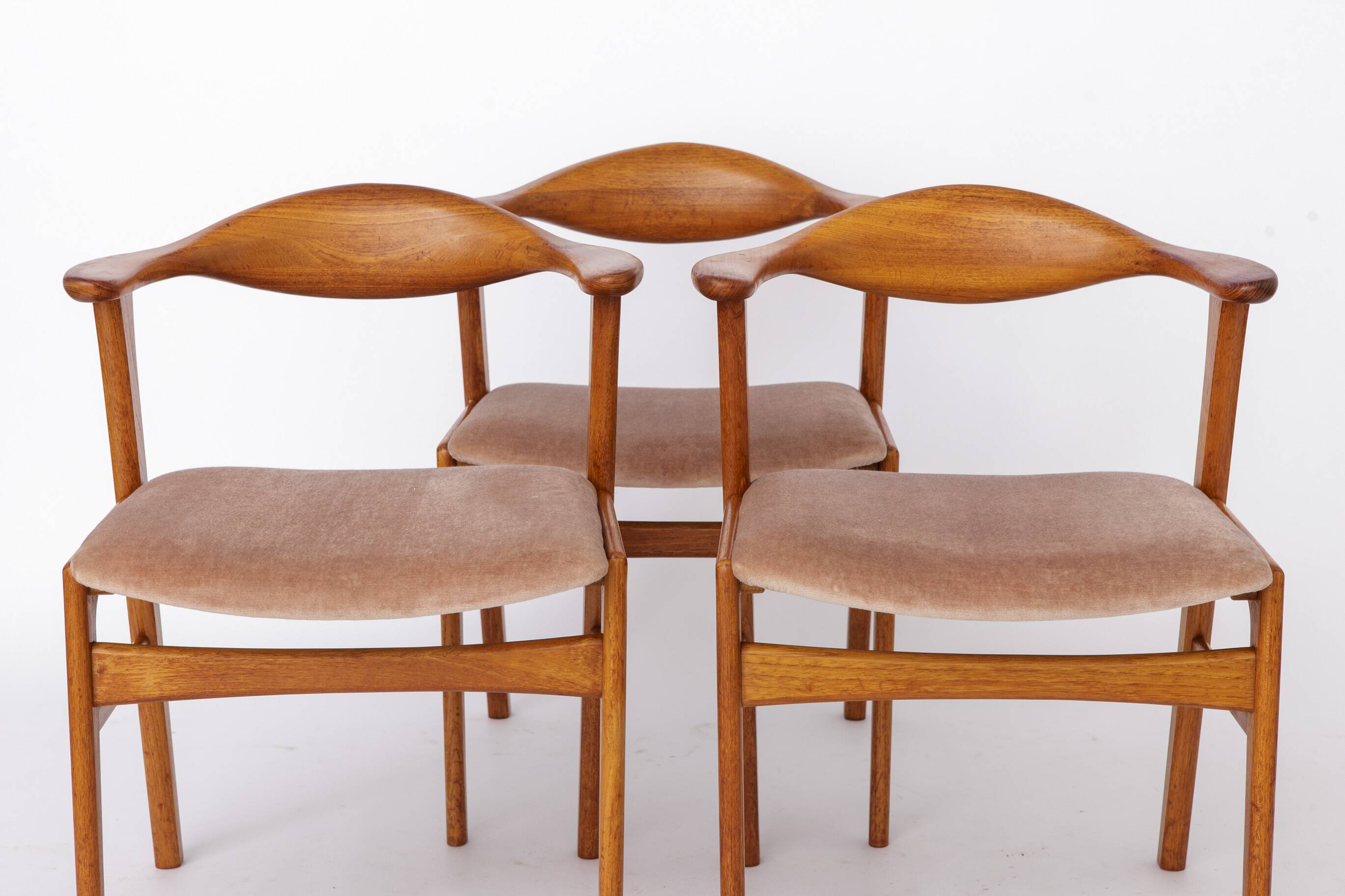 Set of 4 Erik Kirkegaard Chairs Model 49, Danish Mid Century 1960s Teak