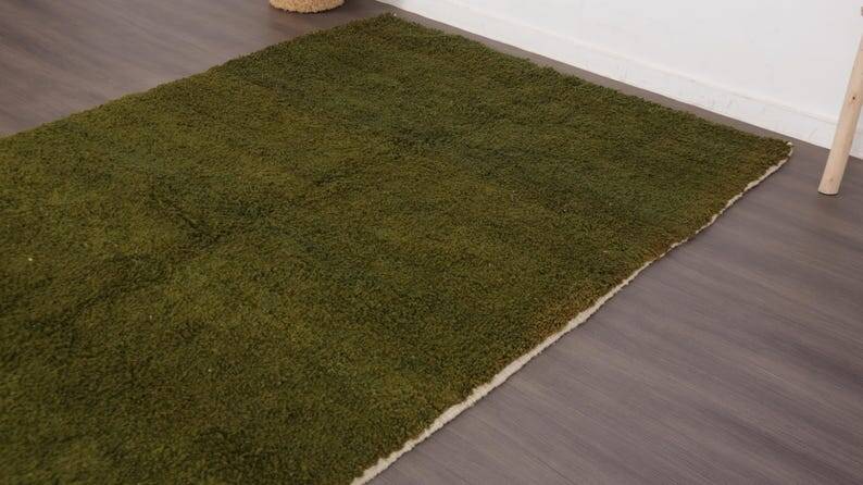 Handmade Moroccan rug 250cm x 150cm