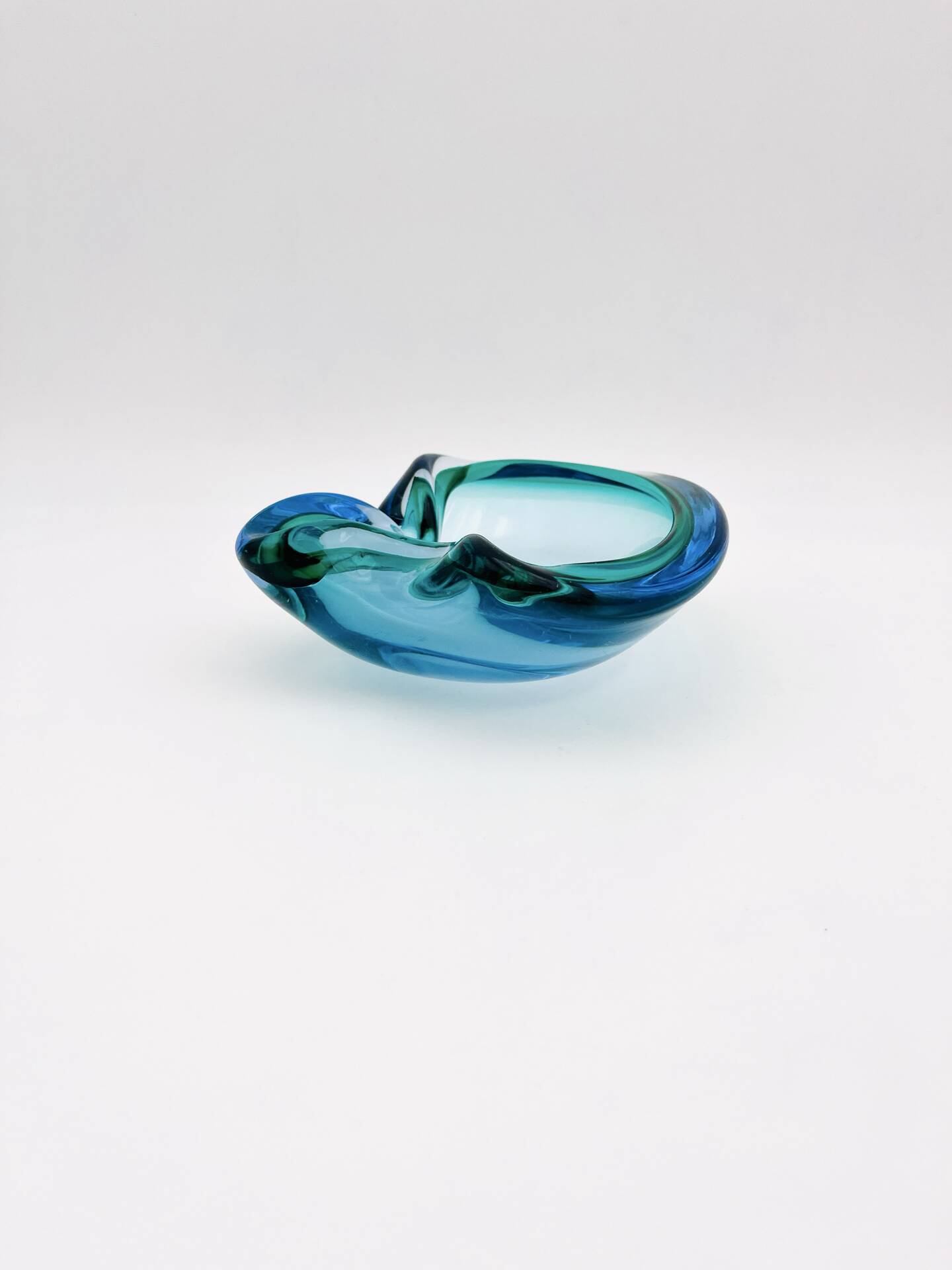 Flavio Poli Seguso Sommerso Emerald Green Blue Vintage 60s Ashtray