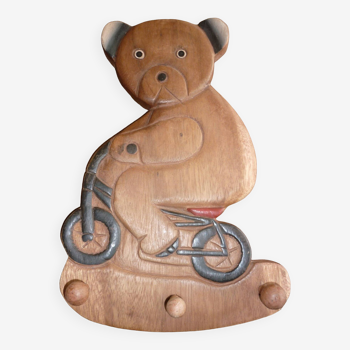 Porte manteau ours à vélo en bois vintage