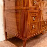 Commode Louis XVI en marqueterie de bois de placage XIX siècle