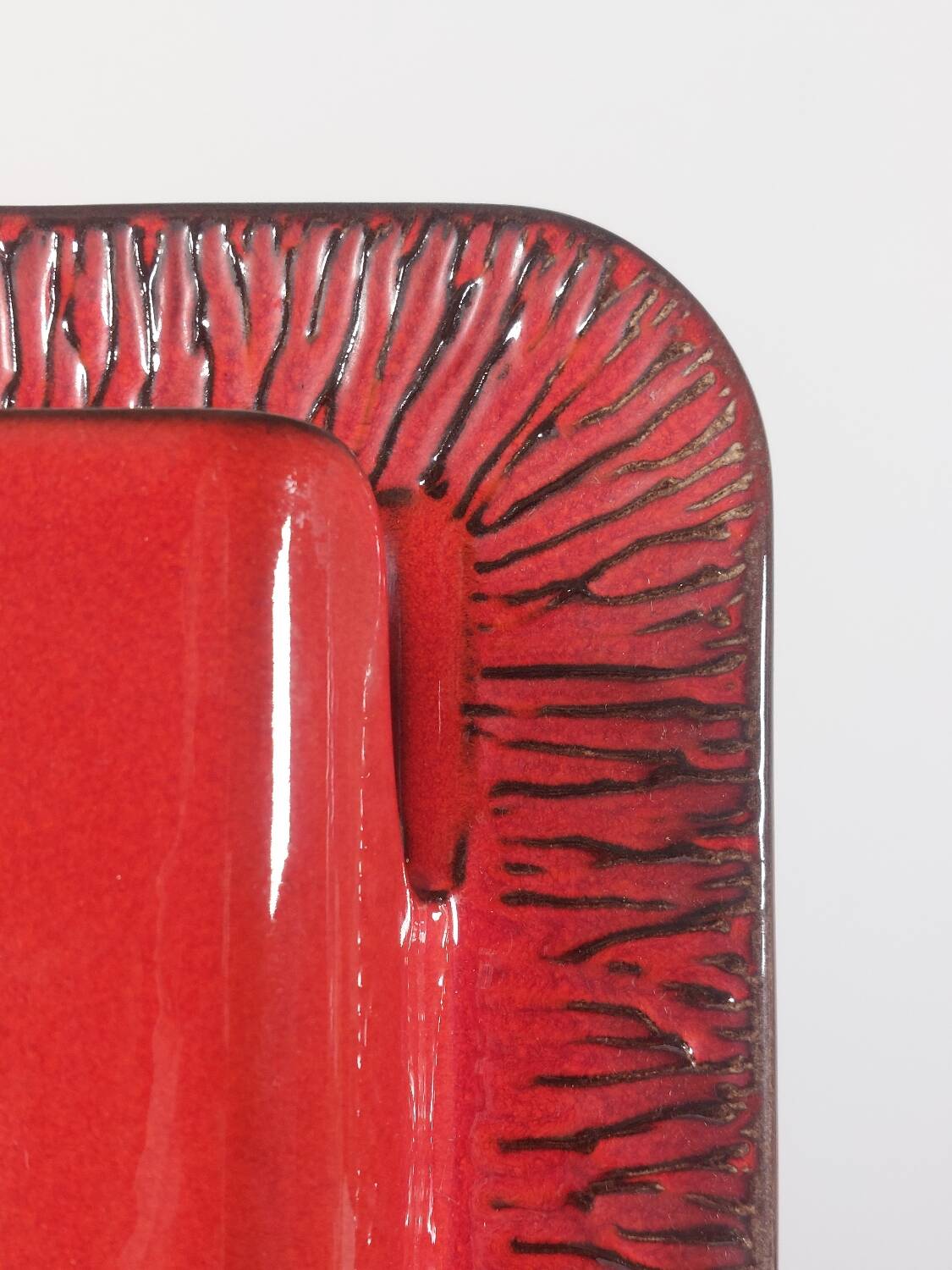 Vintage ceramic wall lamp from the 1970s.