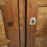 Armoire à placage de loupe