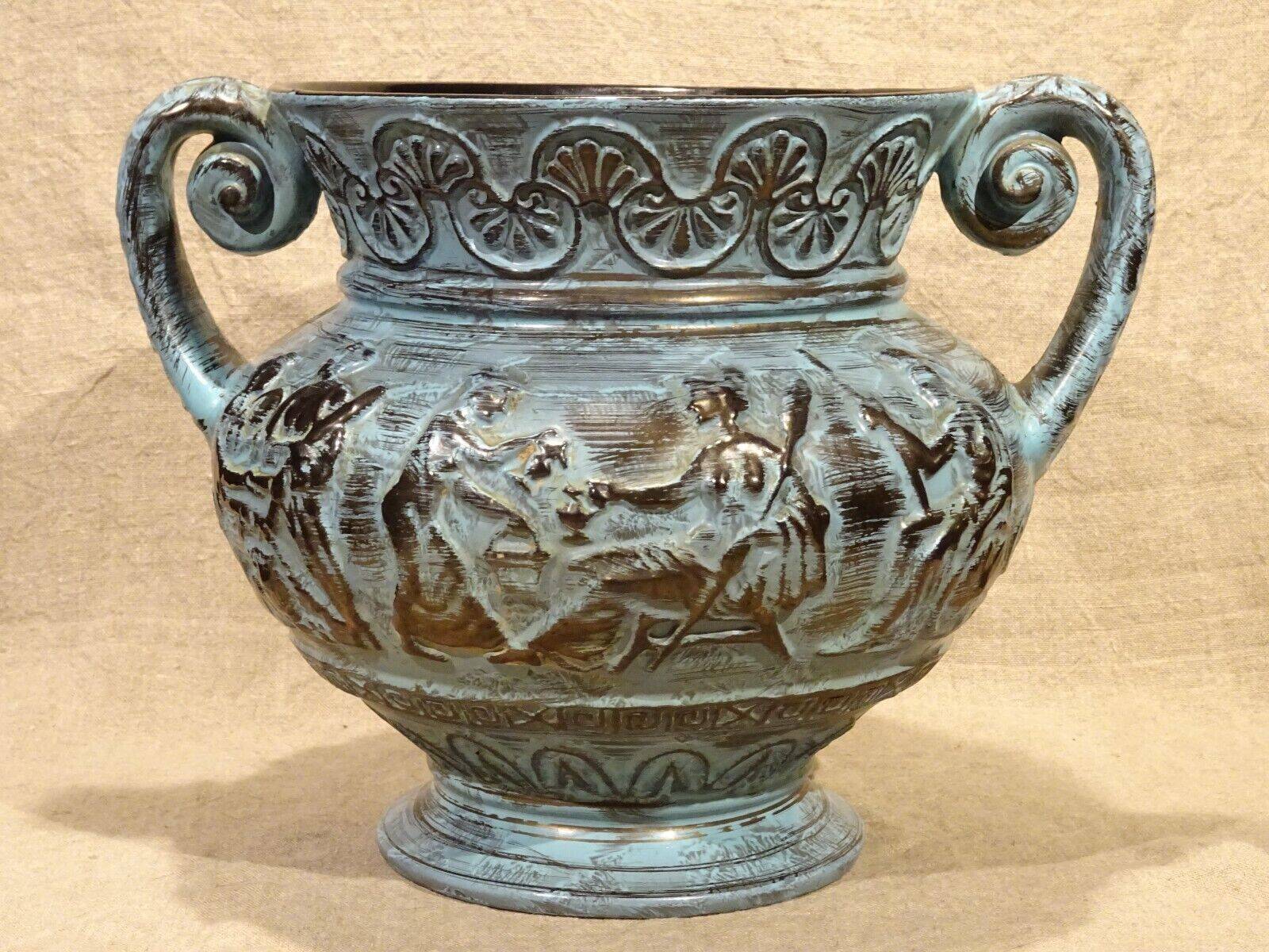 Large U-Keramik ceramic pot cover vase with antique decoration 4.610 kg
