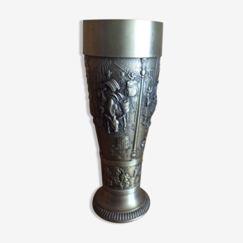 Vase en laiton