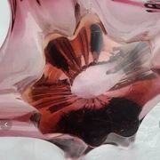 Grand centre de table en verre soufflé rose – design organique –