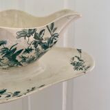 Saucière ancienne en terre de fer, modèle Mignon de Longwy