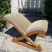 Vintage rocking footrest