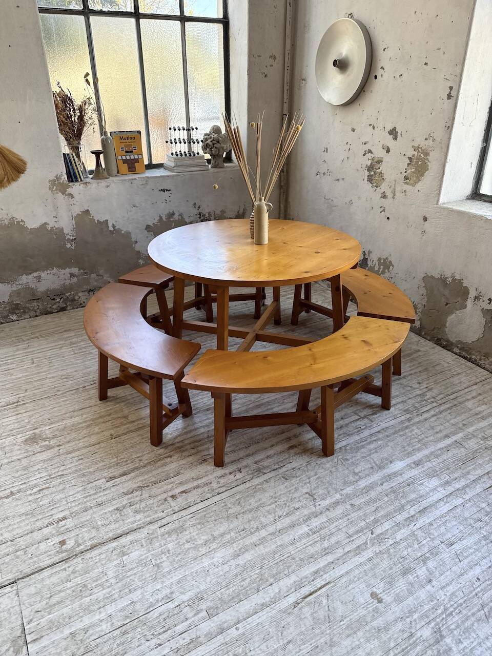 Set of round table and 4 rounded benches, 1950