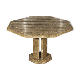 Octagonal post-modernist lounge table in marble beaded massive green quartz, Italy 1970s