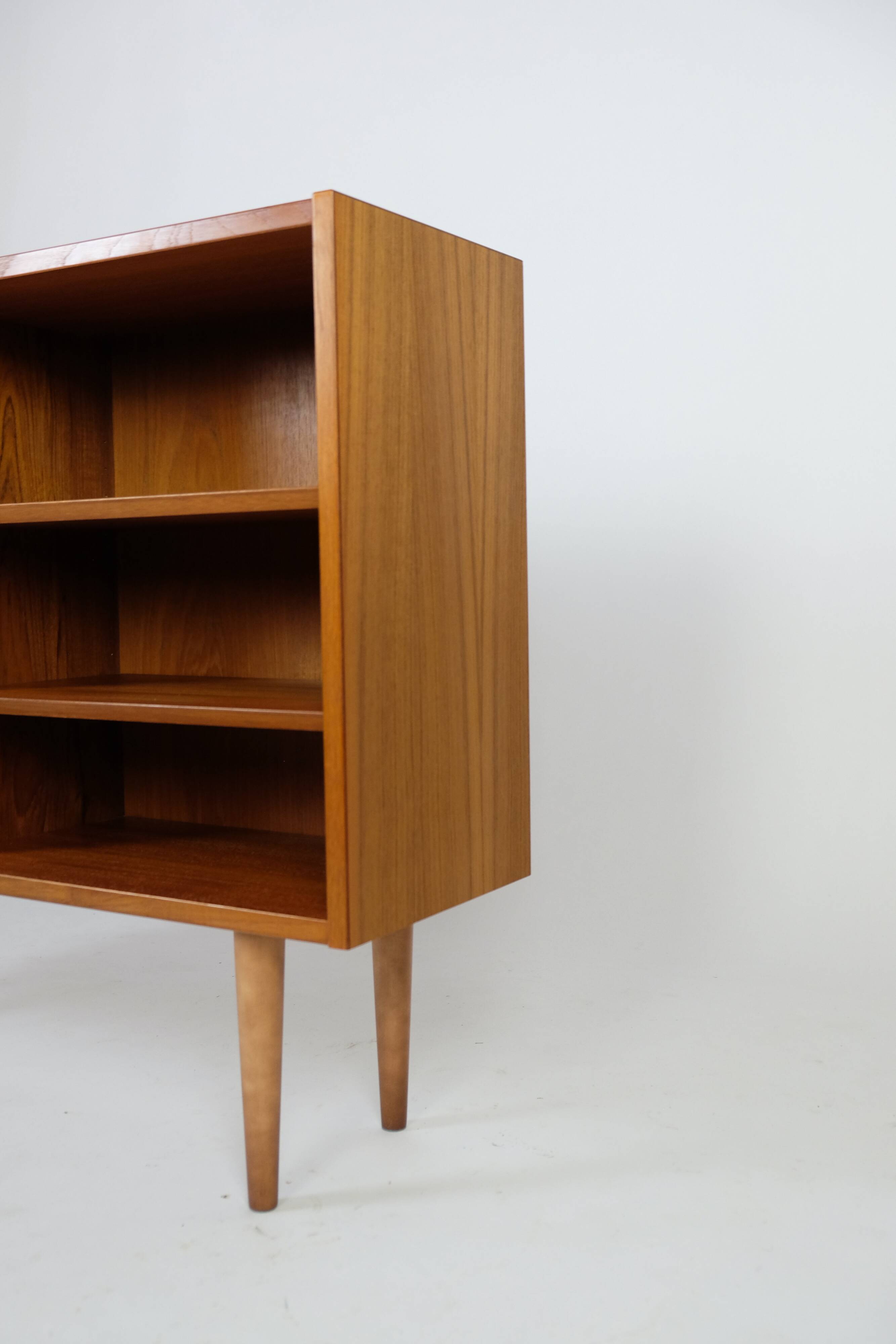 Danish Teak Regal Bücherregal Shelf Sideboard Hundevad 60er 70s MidCentury