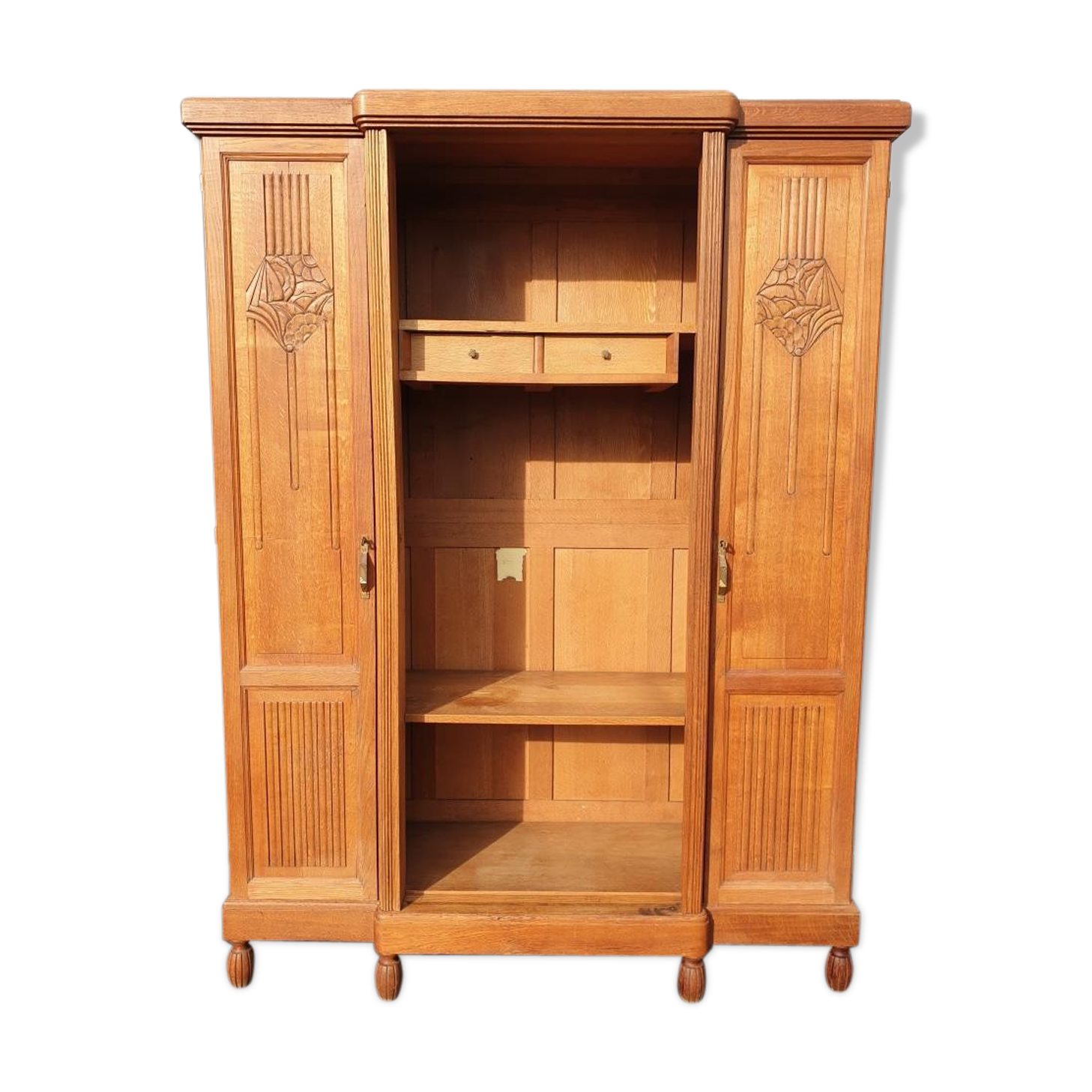 Library cabinet Art Deco columns with godrons