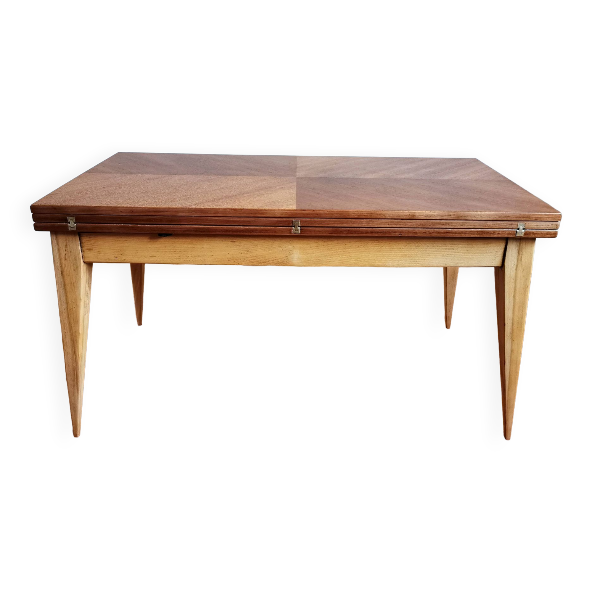 Renovated table with Albert Ducrot system