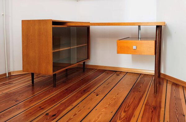 Bureau d'Up Zavody, ancienne Tchécoslovaquie, années 1960