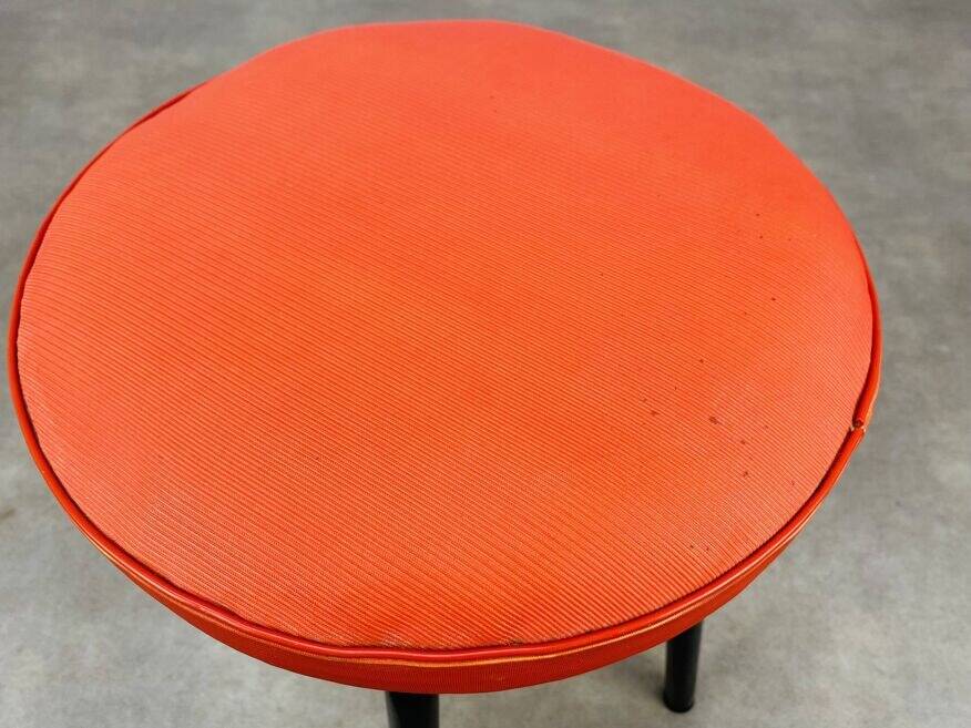 Vintage 50s screw stool in red faux leather
