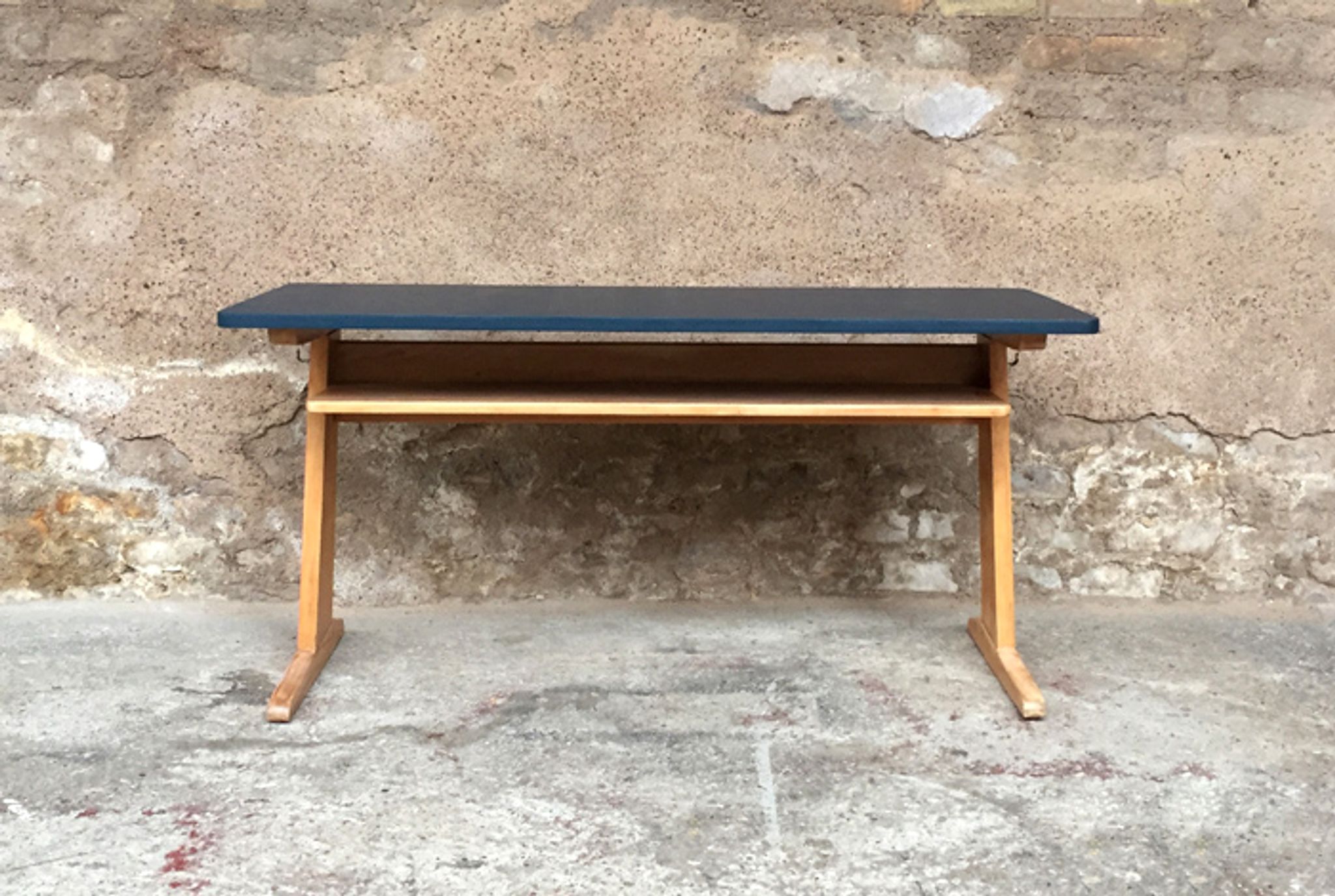 Casala writing desk
