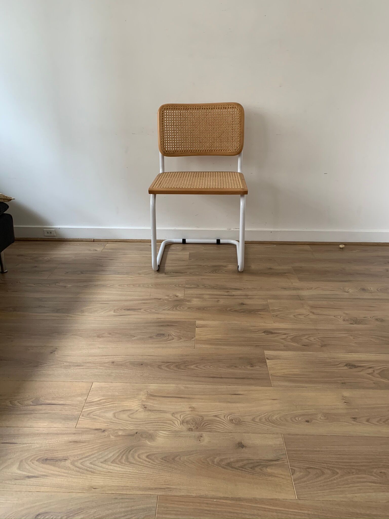 Marcel Breuer chair cesca B32 white