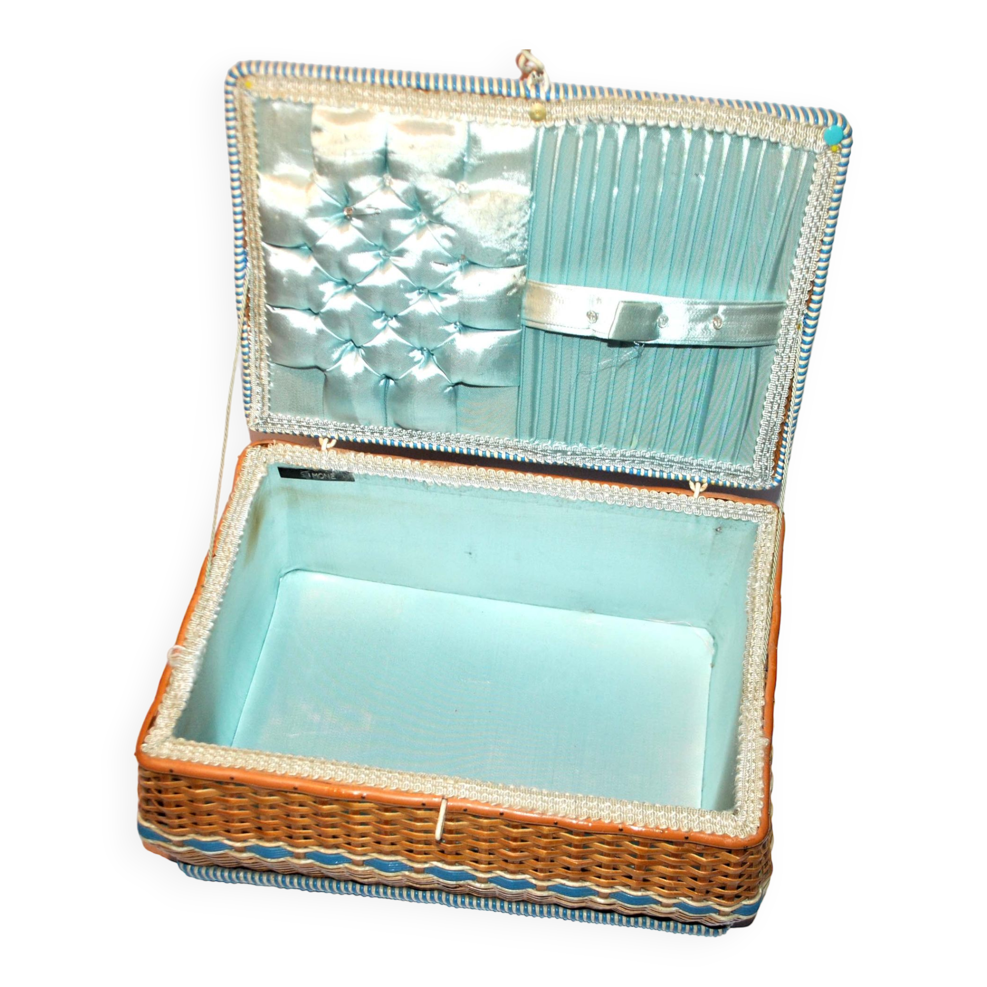 Book basket - vintage stitch box in woven rattan and blue scoubidou 1960 worker