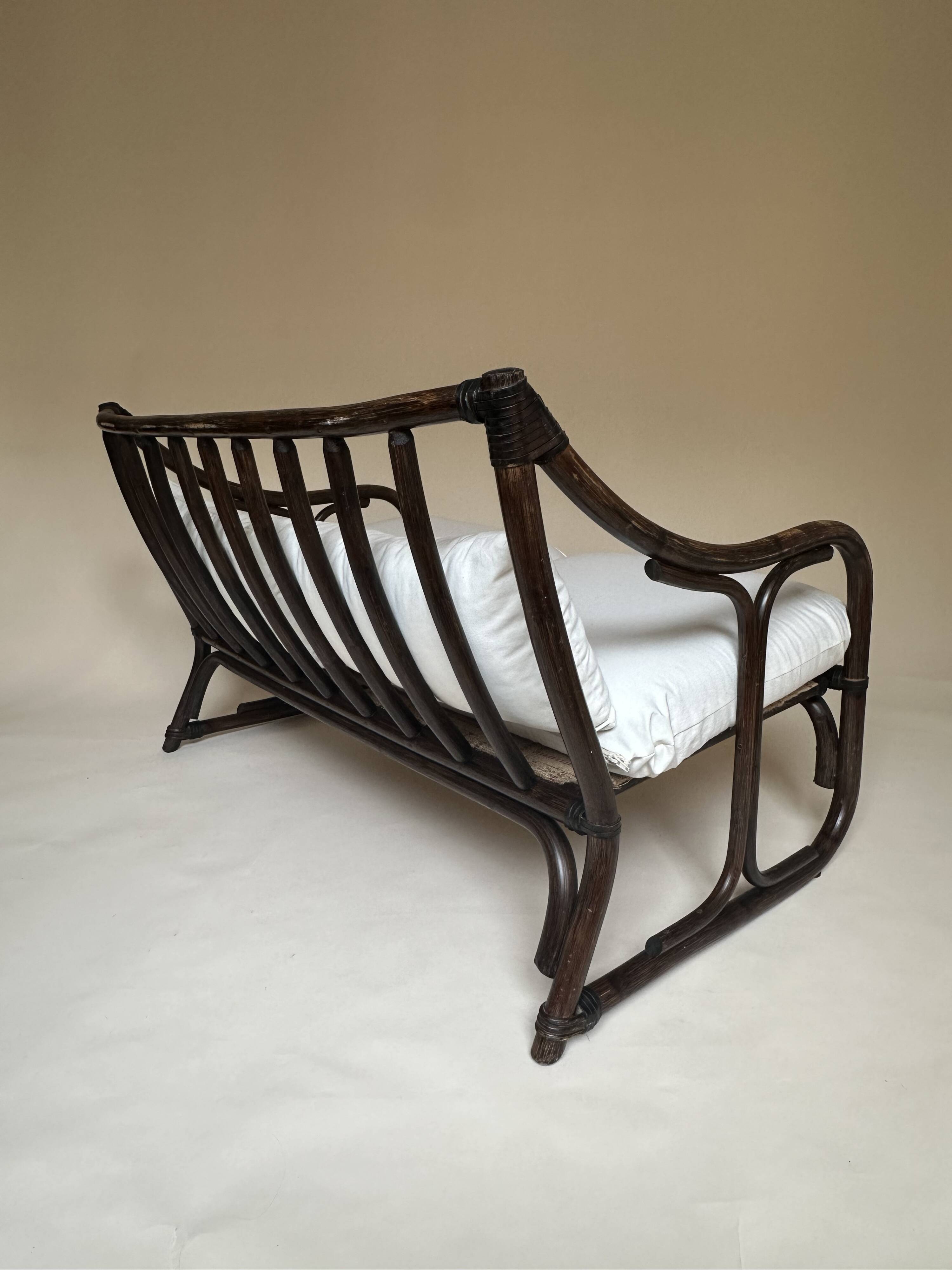 Two-seater rattan bench