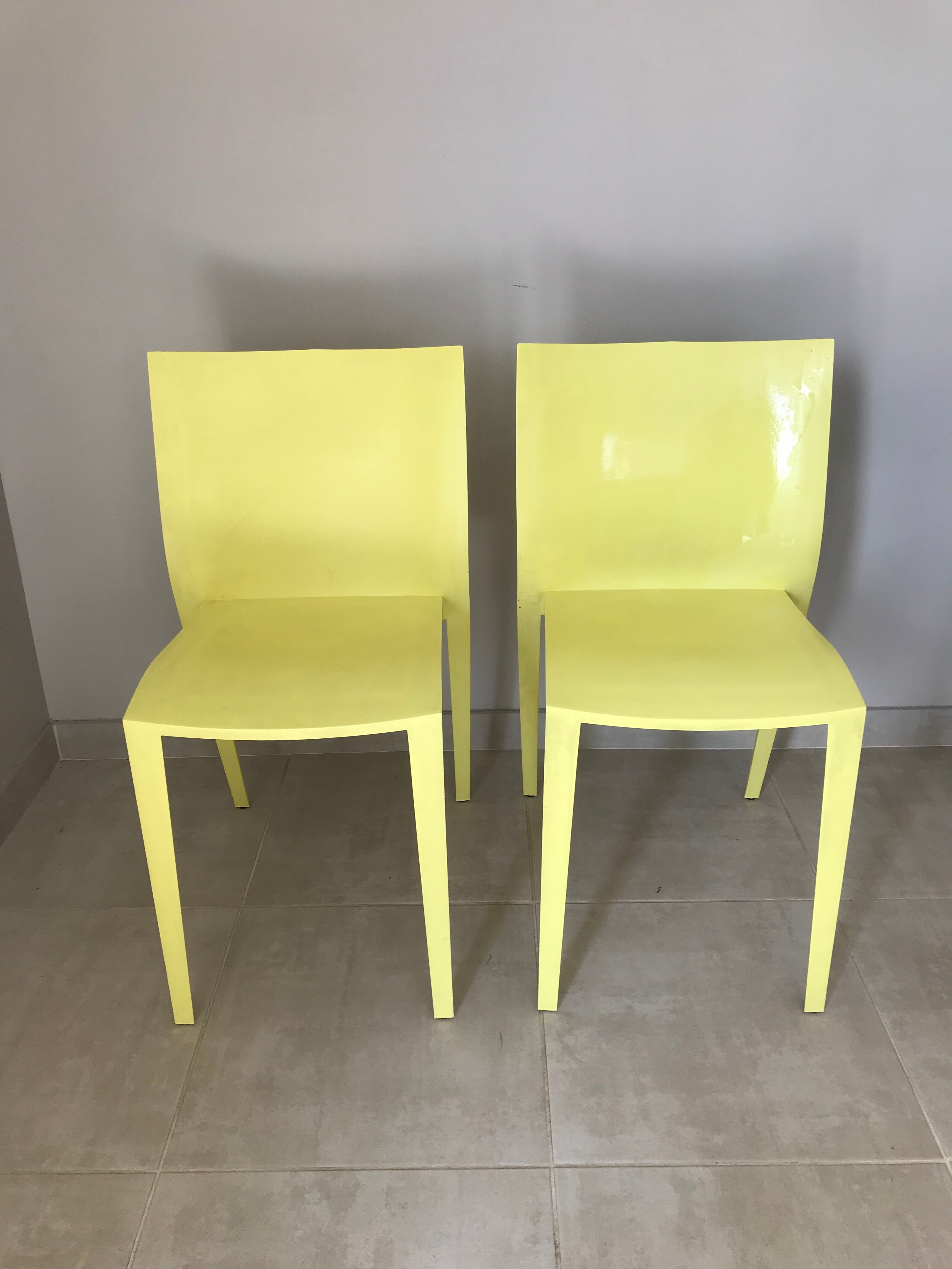 Paire de chaises de Philippe Starck  slick slick jaune