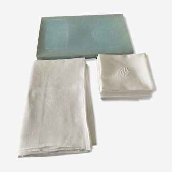 Nappe et 12 serviettes blanches coton damassé