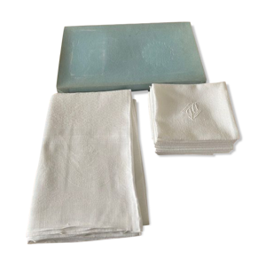 nappe et 12 serviettes