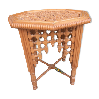 Table à thé marocaine en bois sculpté vintage
