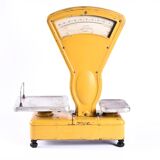 Old kitchen scale