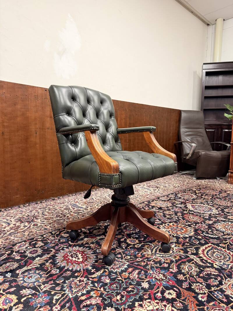 Chaise de bureau Chesterfield anglaise verte