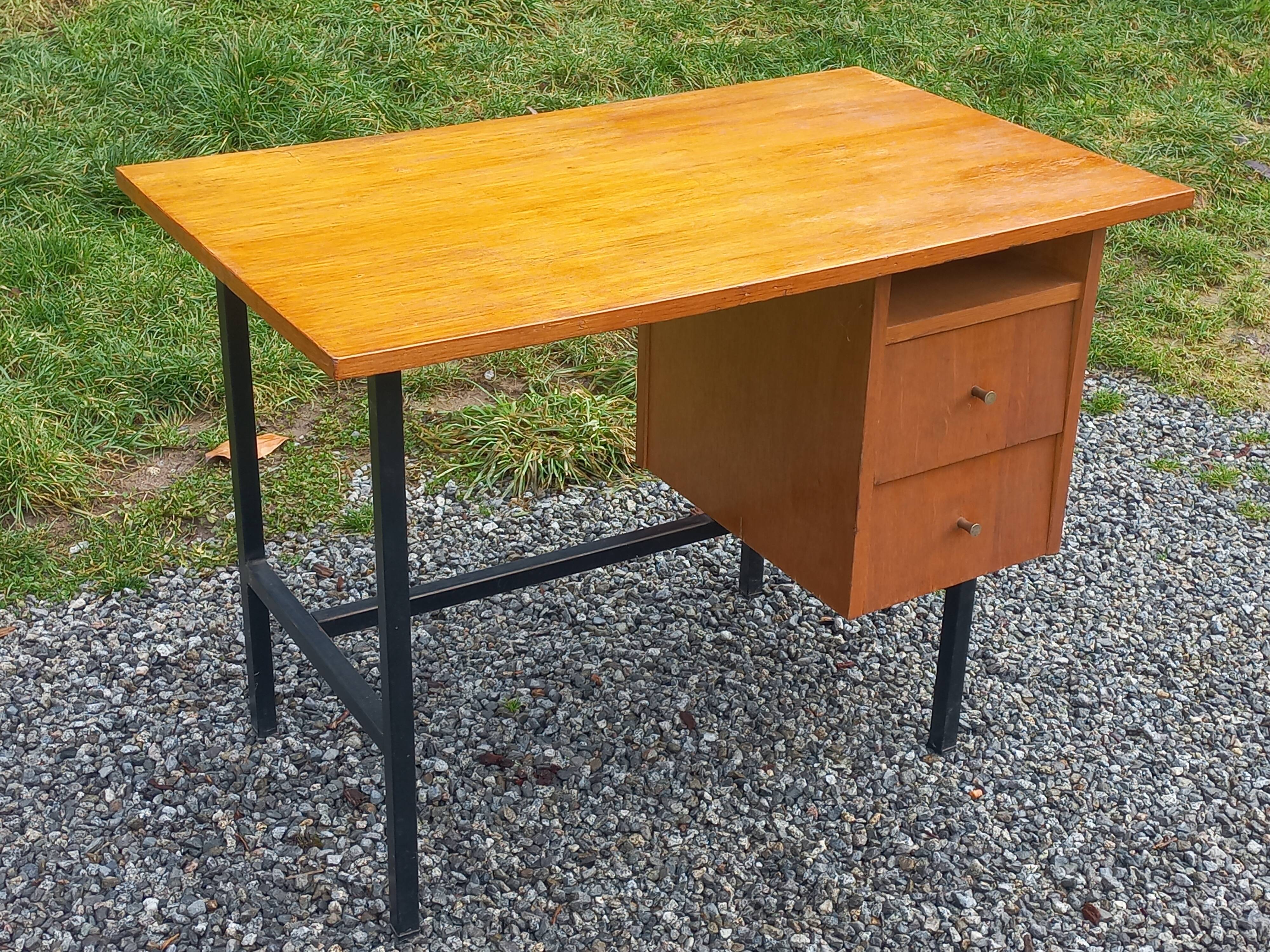 Vintage oak desk with a metallic base from the 1960s.