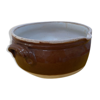 Large glazed stoneware pan