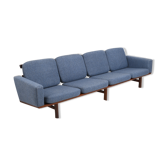 Canapé GE-236/4 en teck par Hans J. Wegner pour Getama années 1960