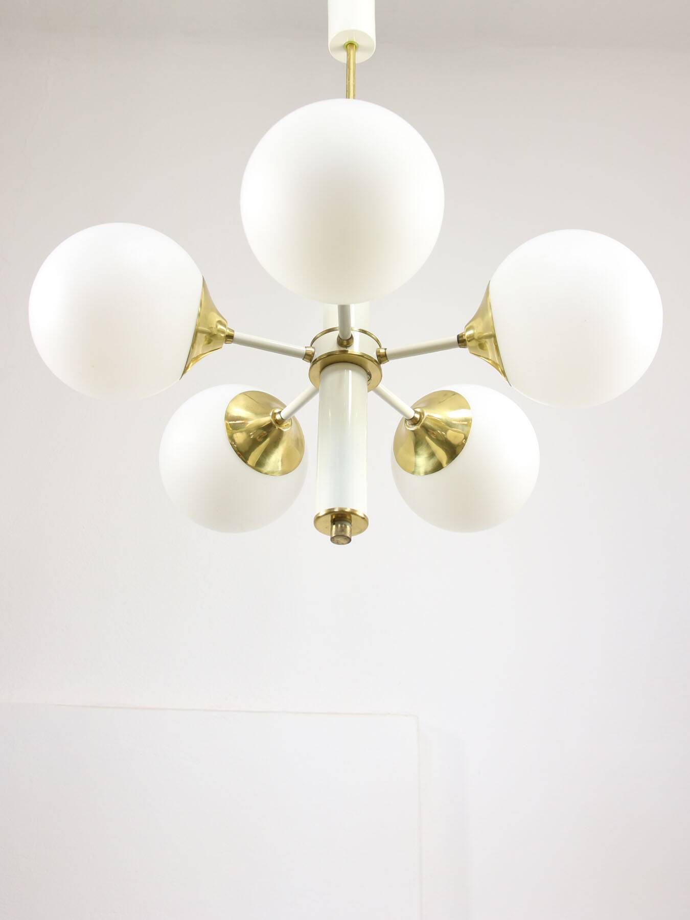 Mid-century Modern Italian Brass and Opaline Sputnik Chandelier