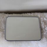 Rectangular barber mirror to pose