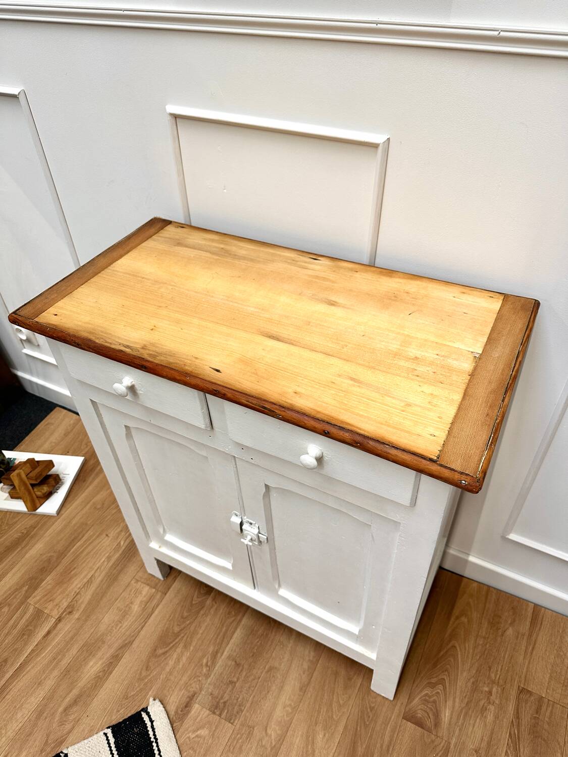 White Parisian sideboard