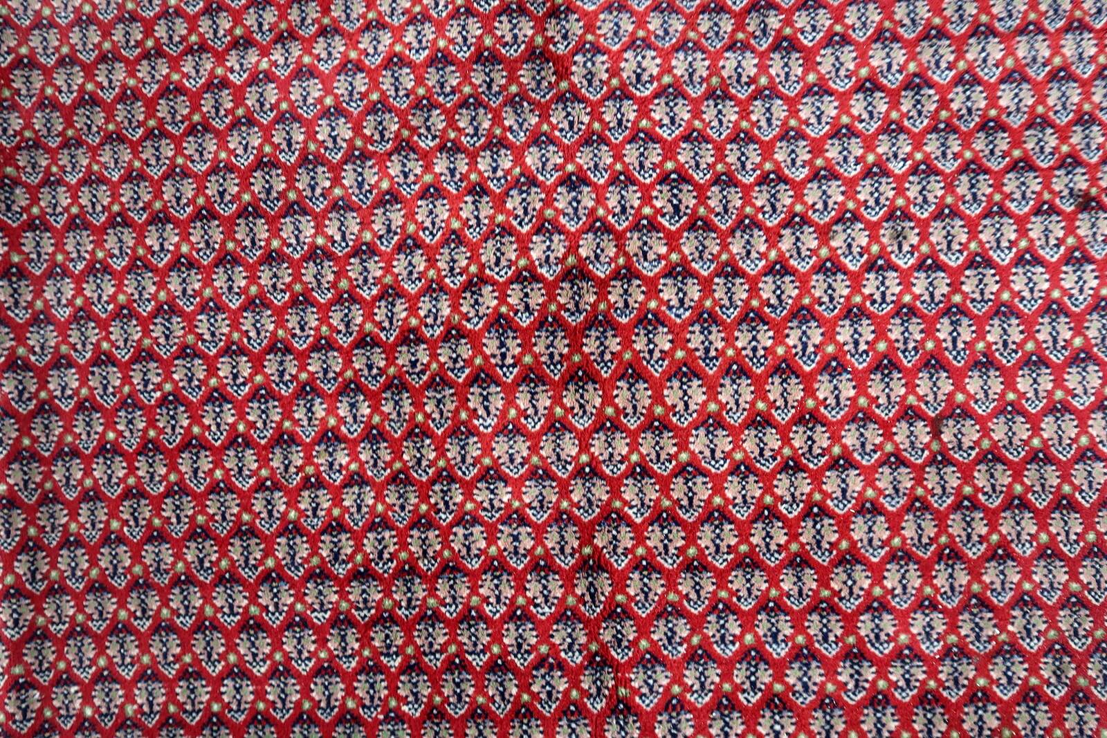 Handmade vintage Indian Seraband rug 204cm x 252cm 1970s