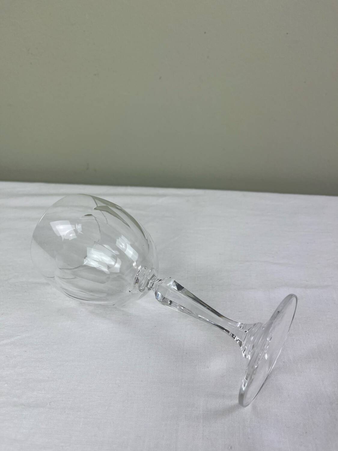 Crystal wine glass