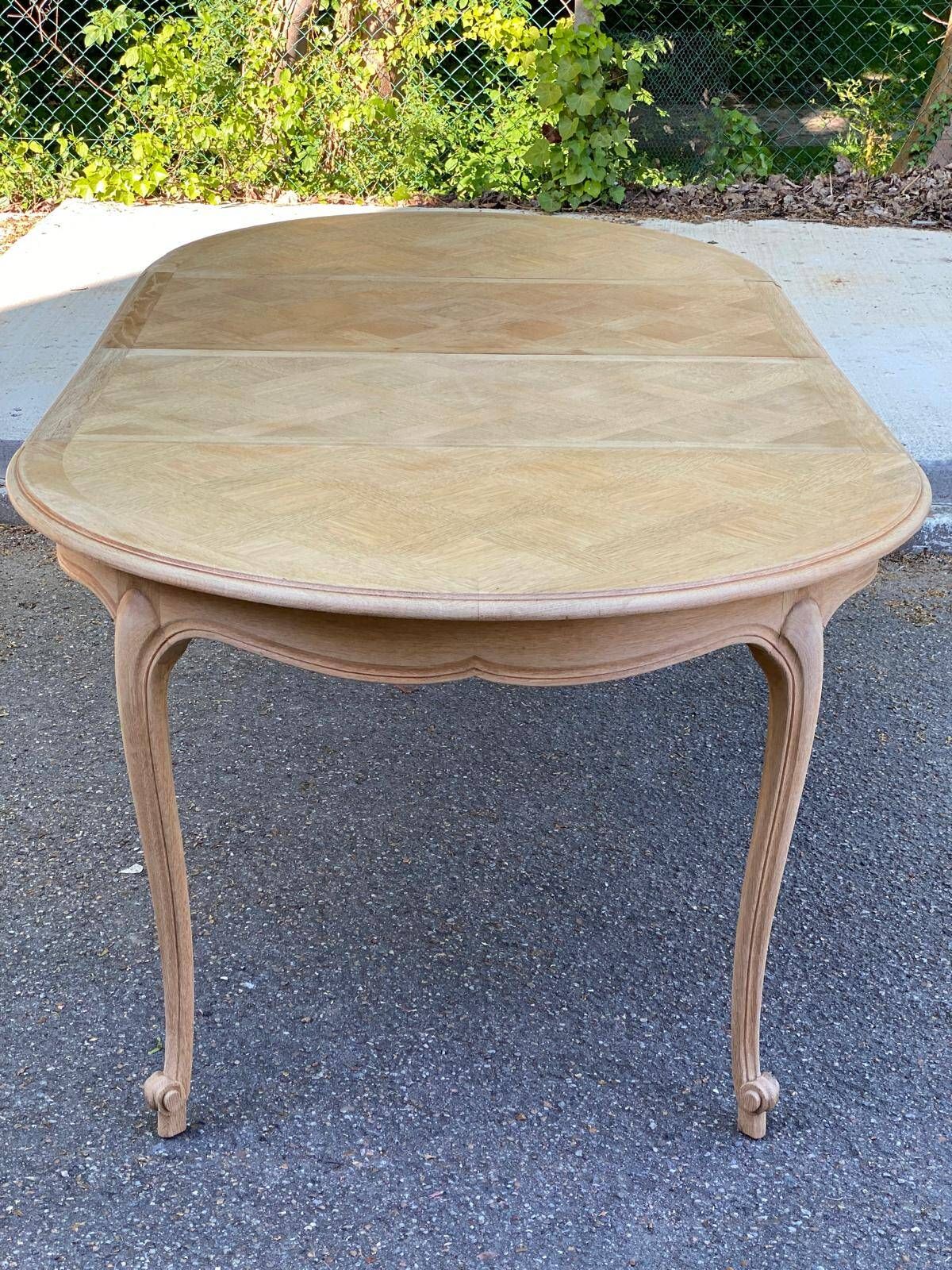 Louis XV extendable round table in solid raw oak 210cm and X marquetry