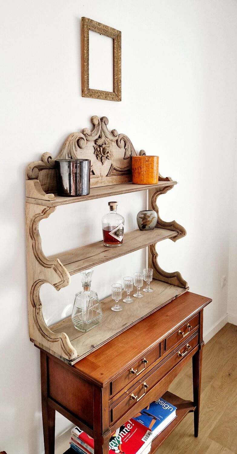 Old wall shelf carved in walnut