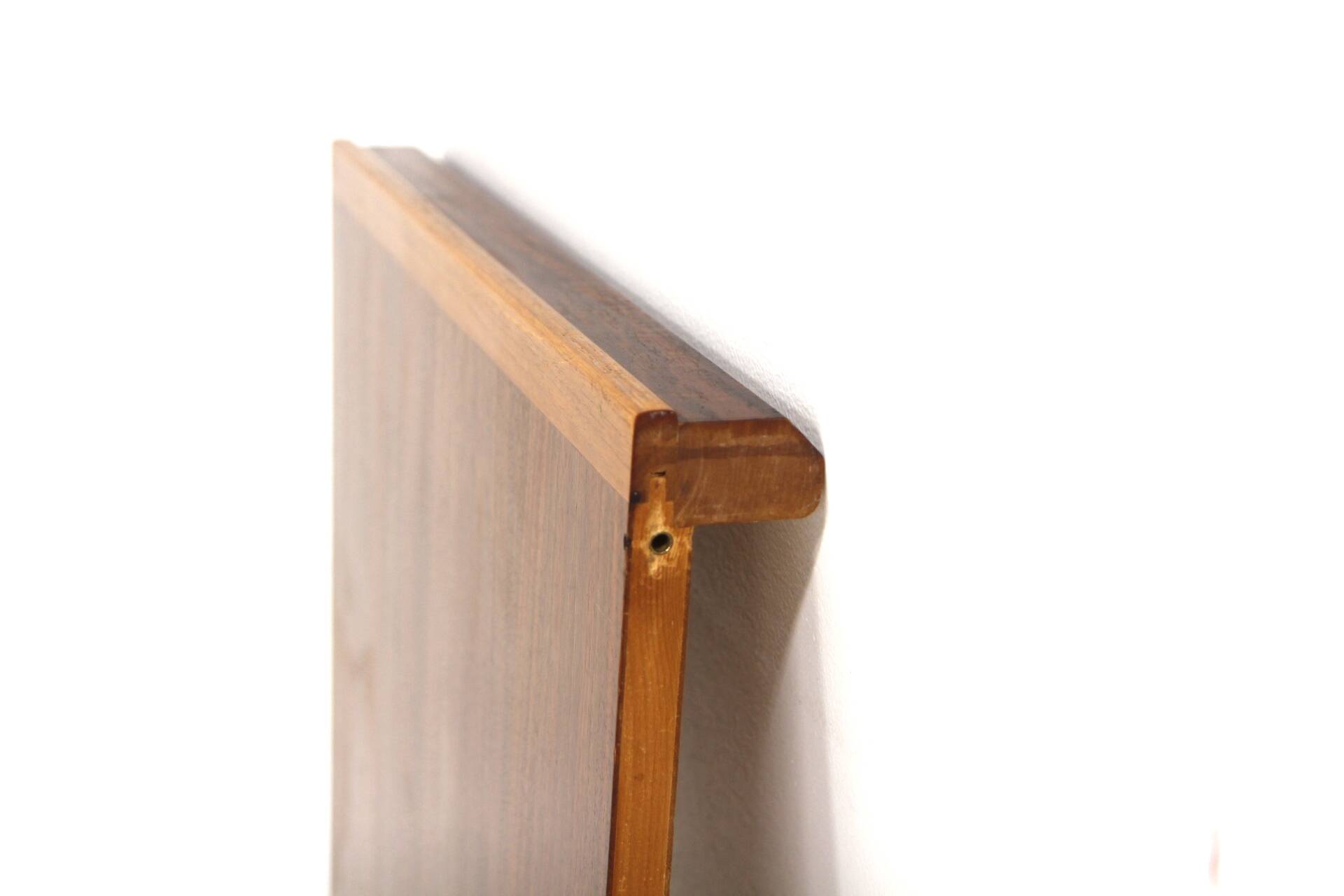 Dining table in walnut, "Facett 3-132" Bertil Fridhagen, Sweden.