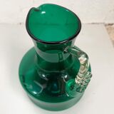 Pichet en verre soufflé vert vintage